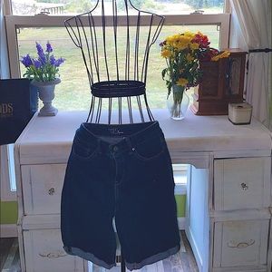 •Denim Shorts•